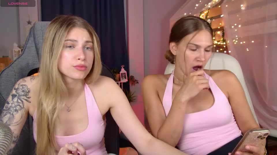 sweety_emilya Webcam Chat August 10, 2026