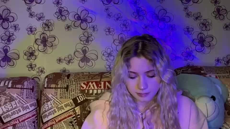 leonidalabrador Webcam Chat August 10, 2026