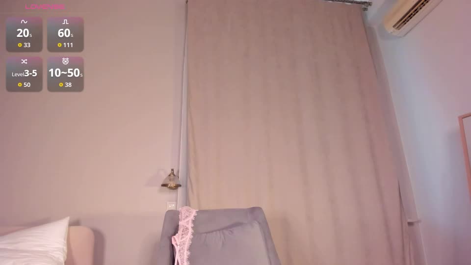 meganhenns Webcam Chat August 10, 2026