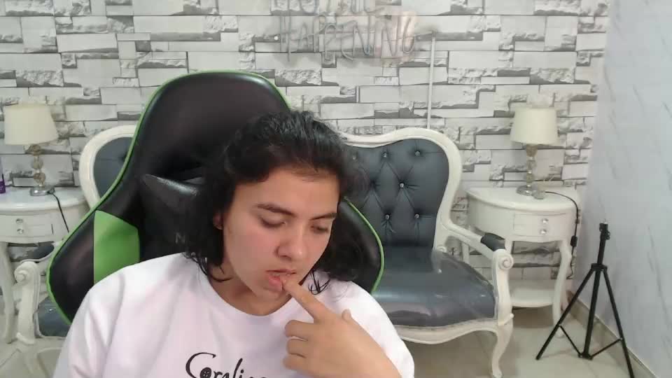 amalia_a Webcam Chat August 10, 2026