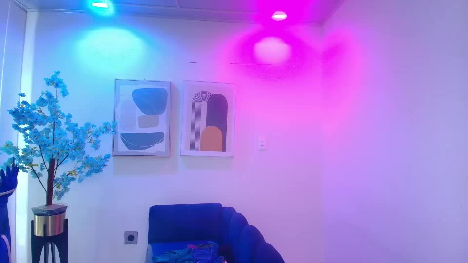 silvana_lane Webcam Chat August 10, 2026