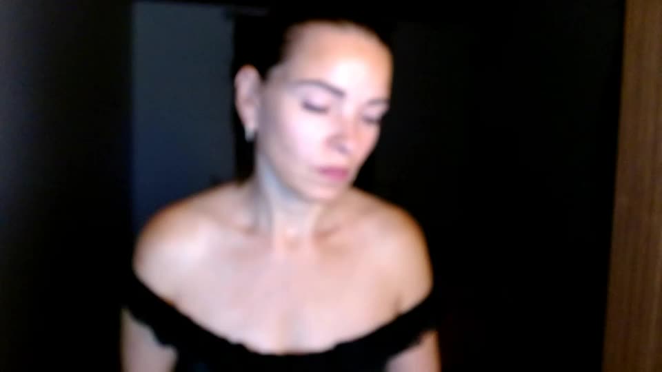 ivorymuse Webcam Chat August 10, 2026