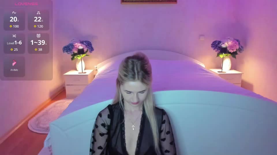 julieblazex Webcam Chat August 10, 2026