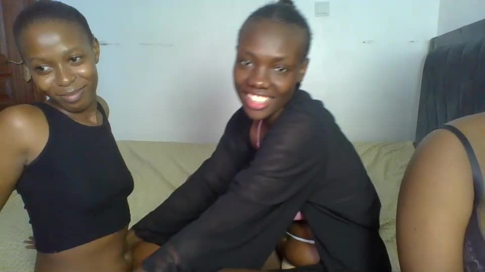 peach_ebonny Webcam Chat August 10, 2026