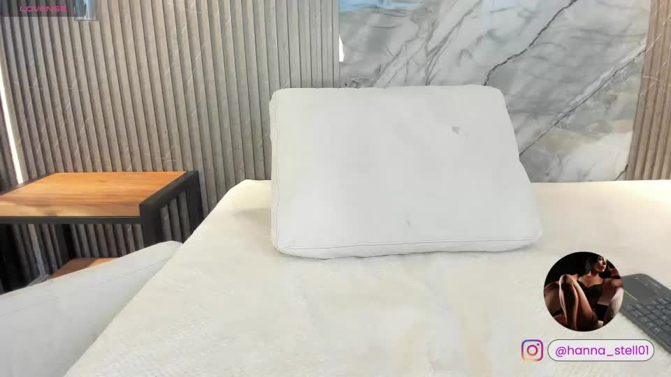 hanna_stell Webcam Chat August 10, 2026
