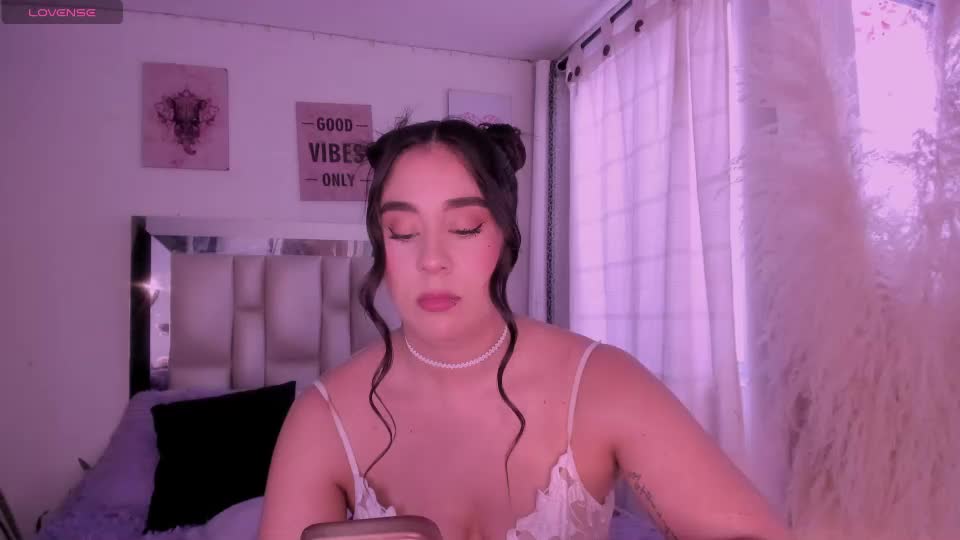 sussy_bell_ Webcam Chat August 10, 2026