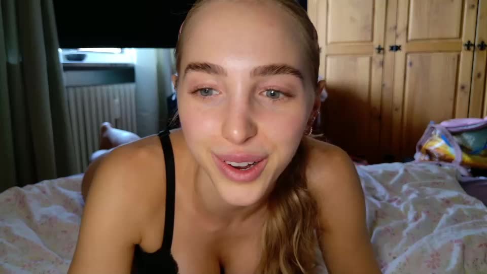 sofiaaaxoxoxo Webcam Chat August 10, 2026