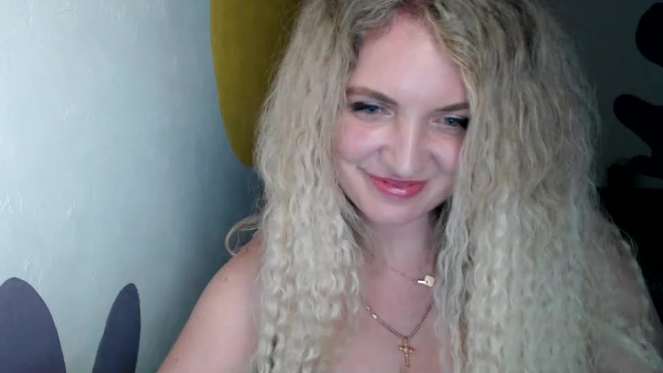 luxdonna Webcam Chat August 10, 2026