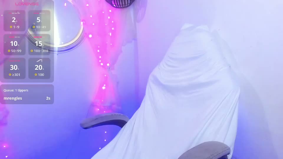 latinamav22 Webcam Chat August 10, 2026