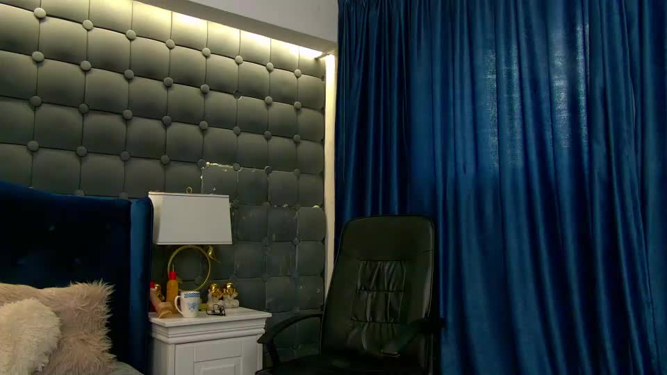 ninnavelvet Webcam Chat August 10, 2026
