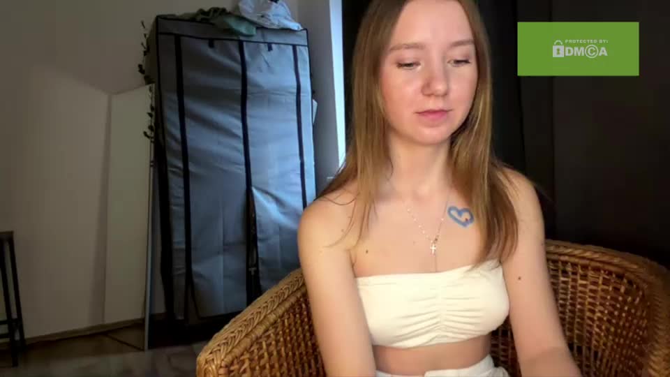 lisasmall Webcam Chat August 10, 2026