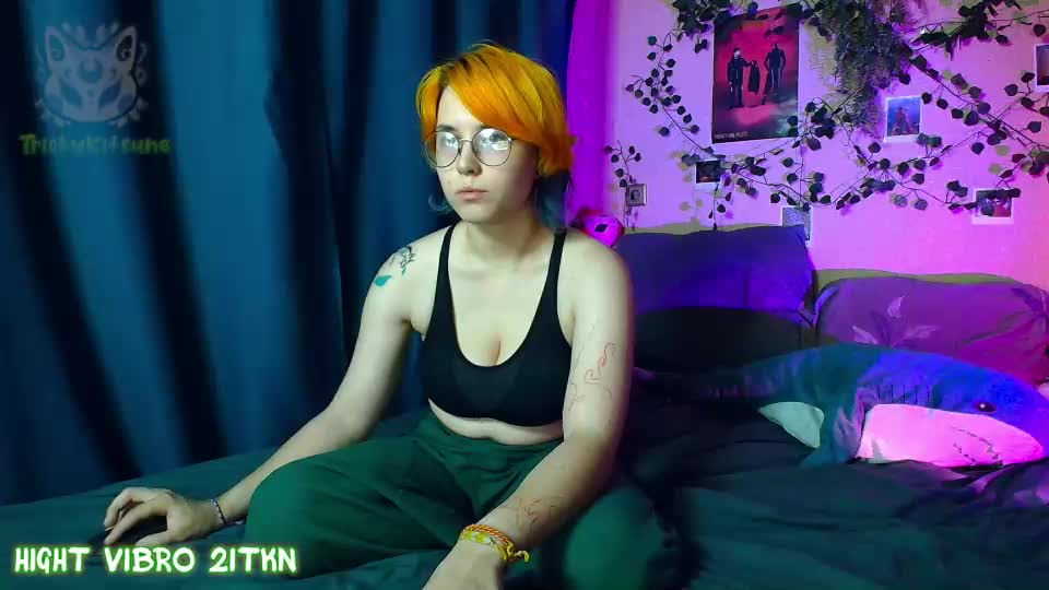 trickykitsune Webcam Chat August 11, 2026