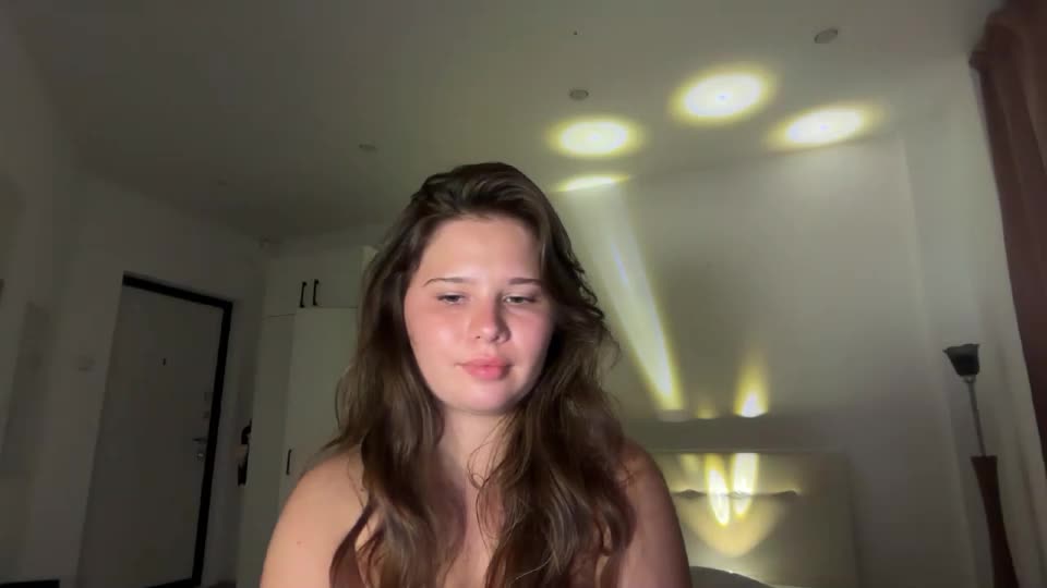 chiculya Webcam Chat August 11, 2026