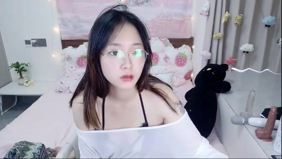 bhchenxiaoqing Webcam Chat August 11, 2026