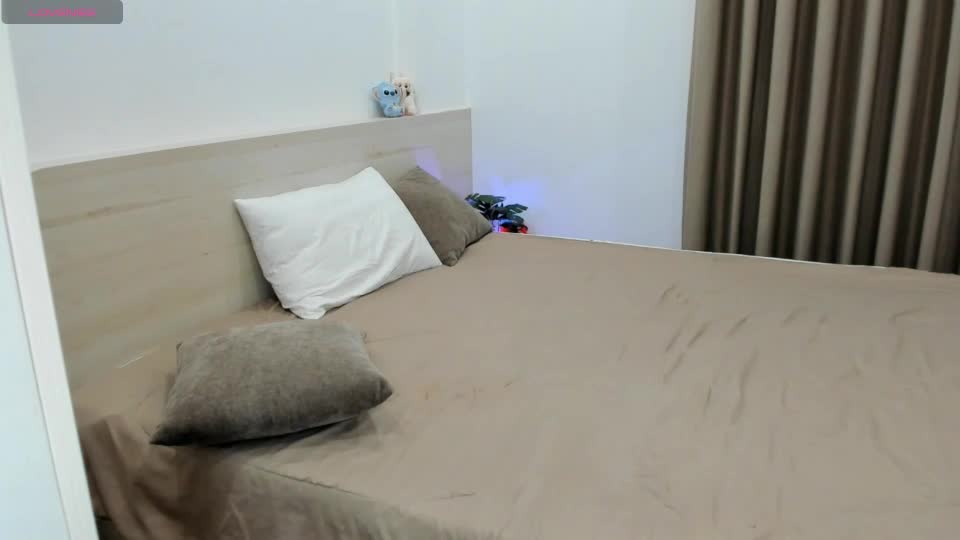 sophia_squirtits Webcam Chat August 11, 2026