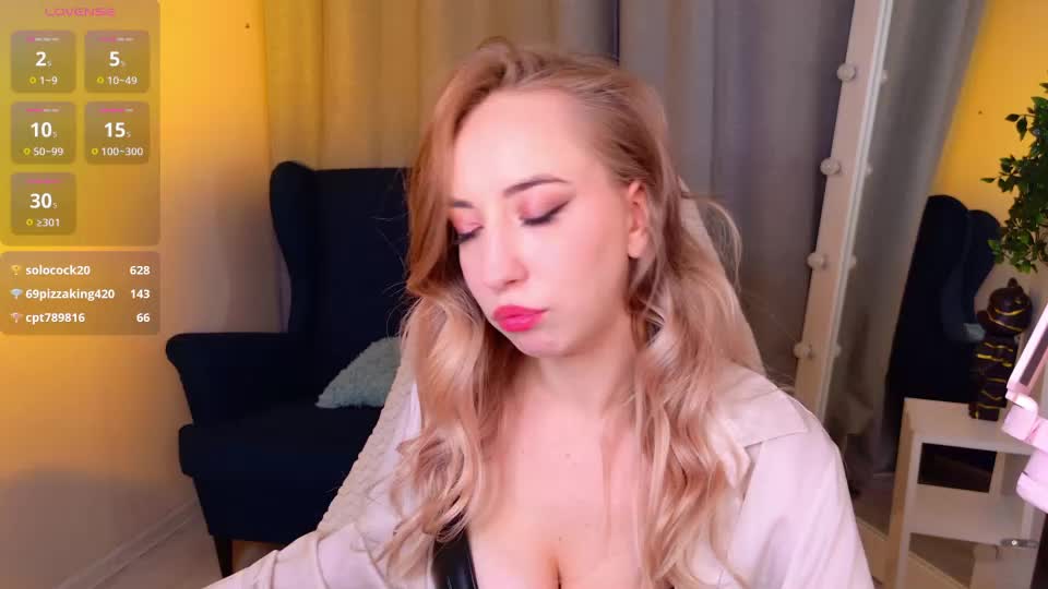 noirnymphh Webcam Chat August 11, 2026