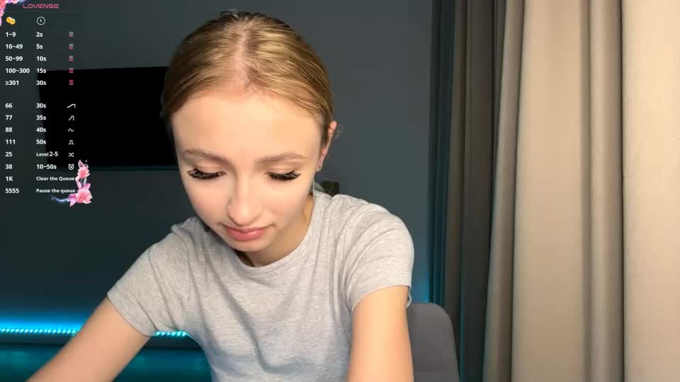 seasonhamiss Webcam Chat August 11, 2026