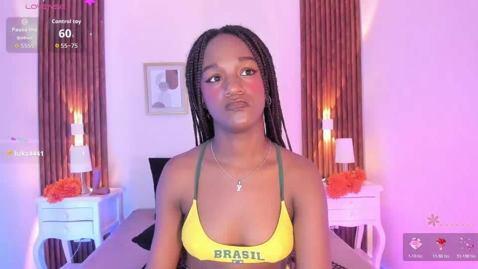 chloebrunnie Webcam Chat August 11, 2026