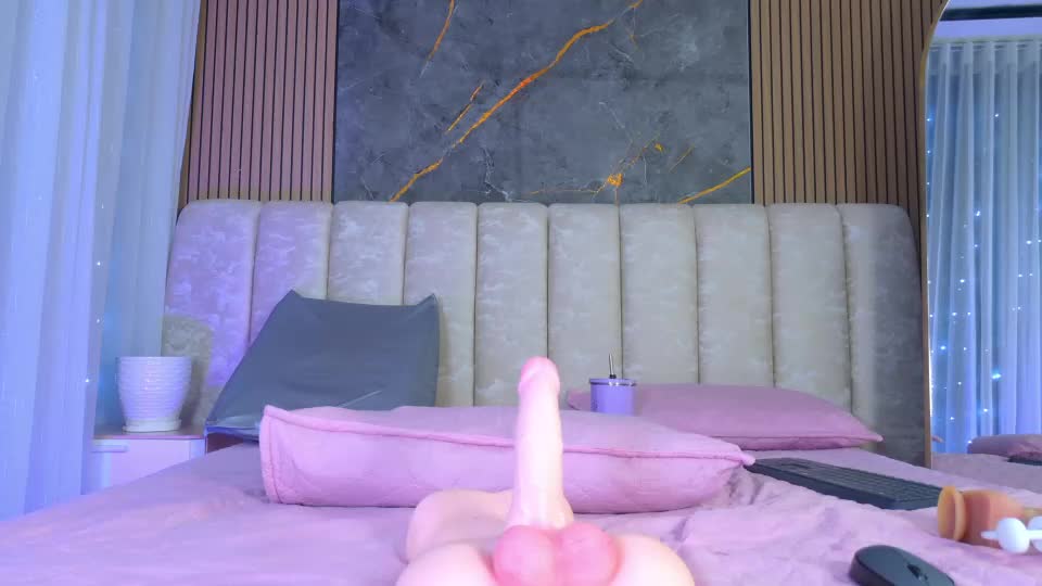 miia_scoott_ Webcam Chat August 11, 2026