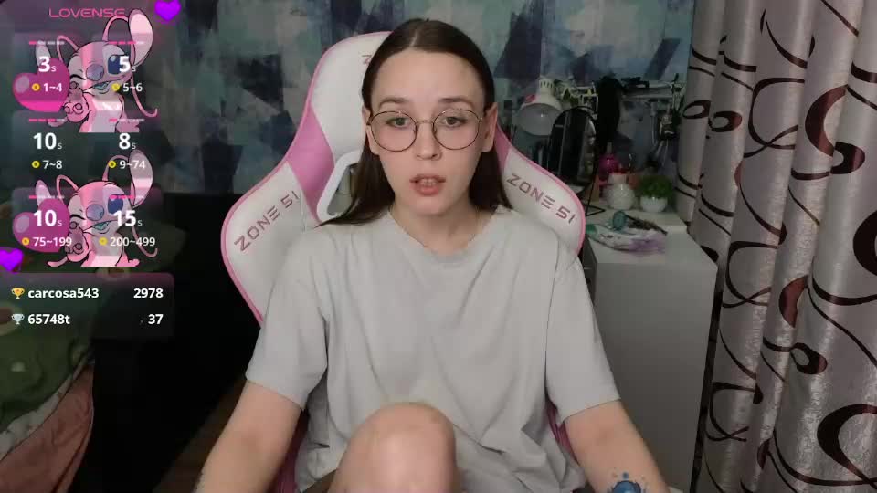 sweet_frosty Webcam Chat August 11, 2026