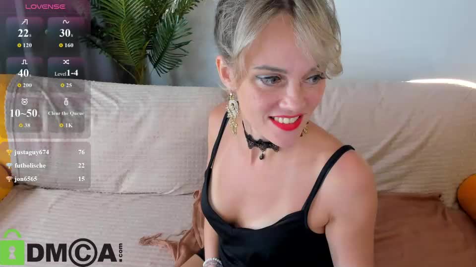 agatha_roose Webcam Chat August 11, 2026
