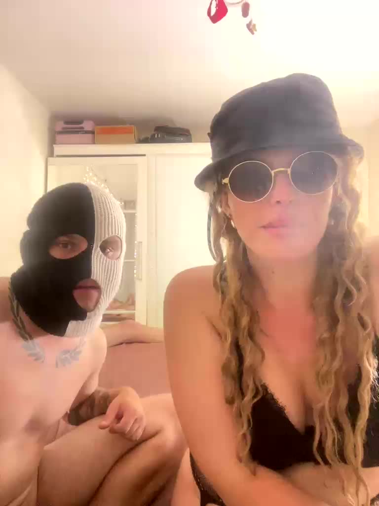 Oyster-lemon Webcam Chat August 11, 2026