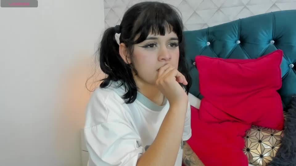 valery_jame Webcam Chat August 11, 2026