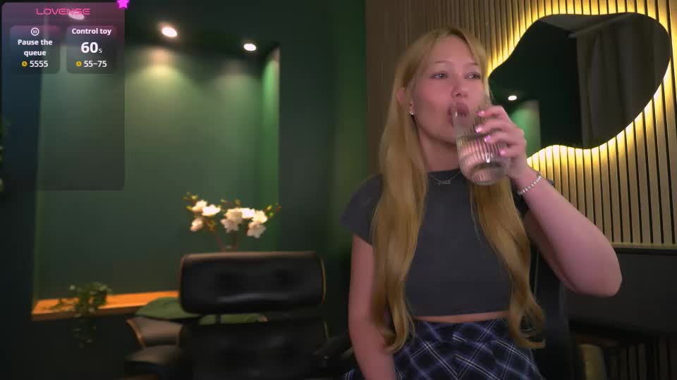nika_dream_ Webcam Chat August 11, 2026