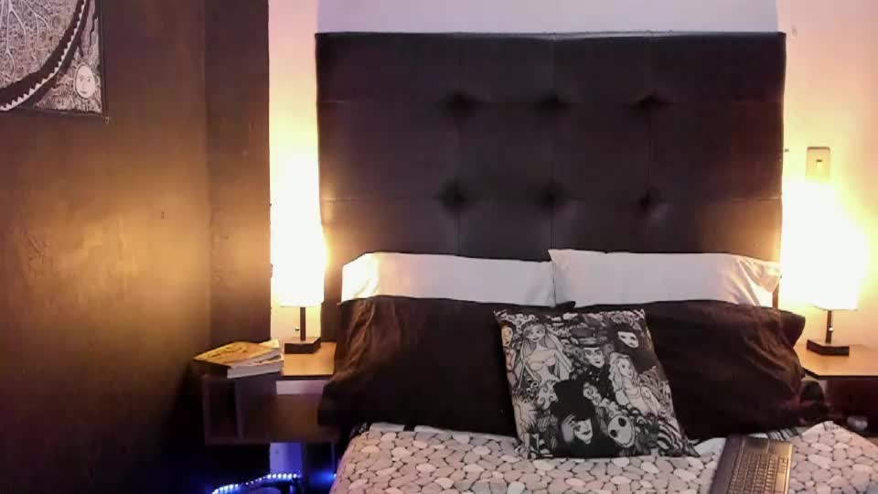 thamyjade Webcam Chat August 11, 2026