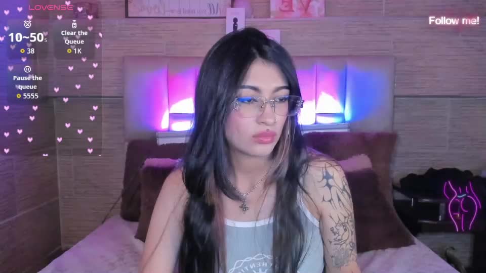 mia_smoke_ Webcam Chat August 11, 2026