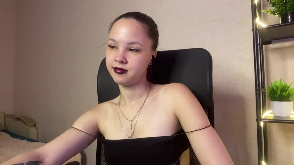 miranda_holms Webcam Chat August 11, 2026