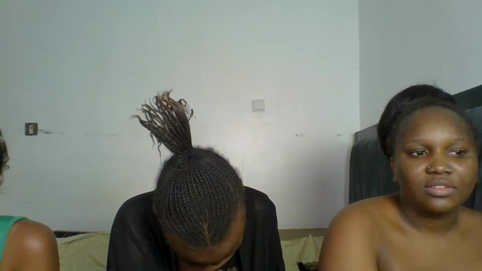 peach_ebonny Webcam Chat August 11, 2026