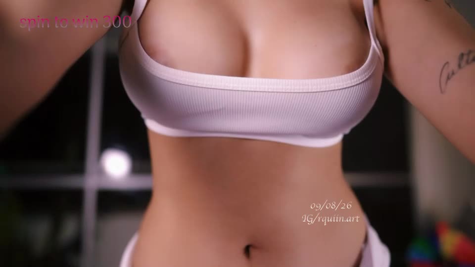 rosseyquiin Webcam Chat August 11, 2026