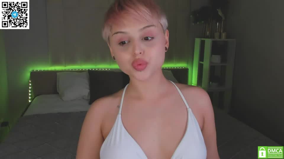 emma_bro0kss Webcam Chat August 11, 2026