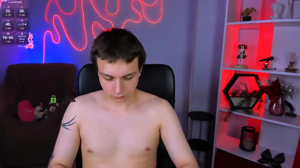 eric_nova Webcam Chat August 11, 2026