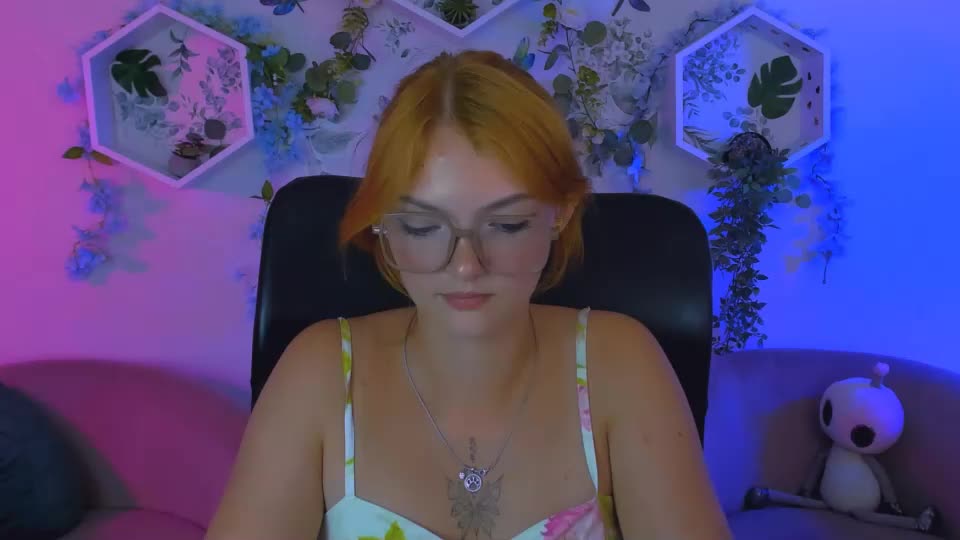 gloria_bubble Webcam Chat August 11, 2026