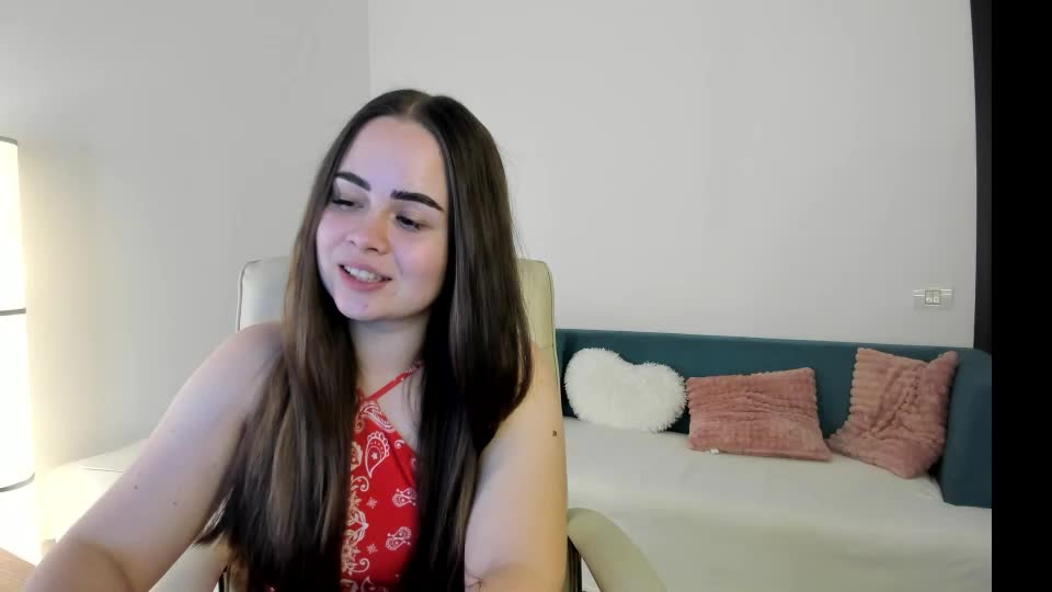 sashavanee Webcam Chat August 11, 2026