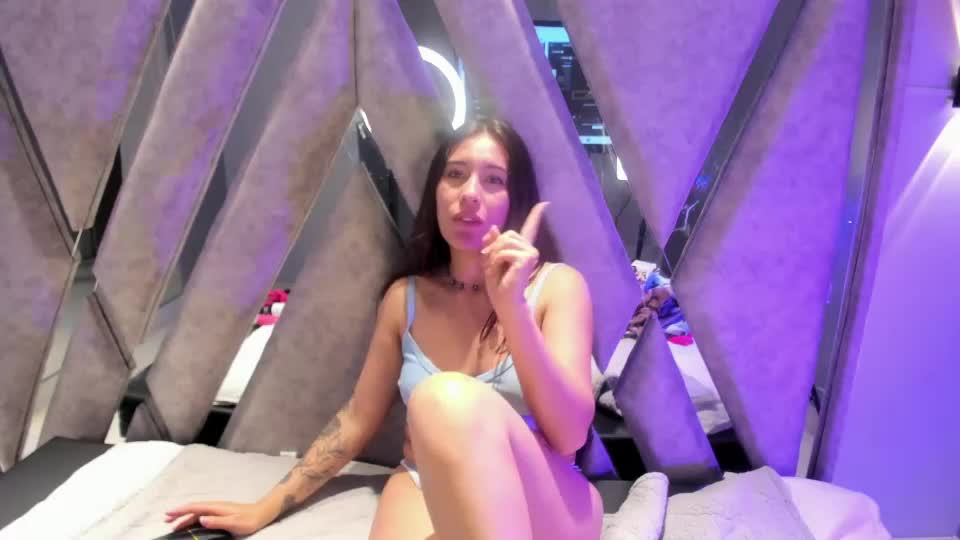 nikka_888 Webcam Chat August 11, 2026