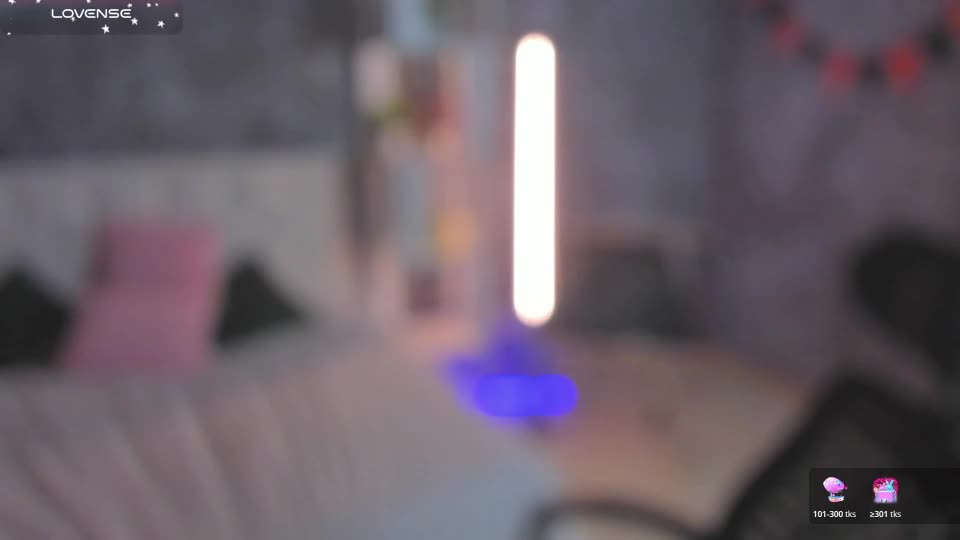 shiny_lisss Webcam Chat August 12, 2026