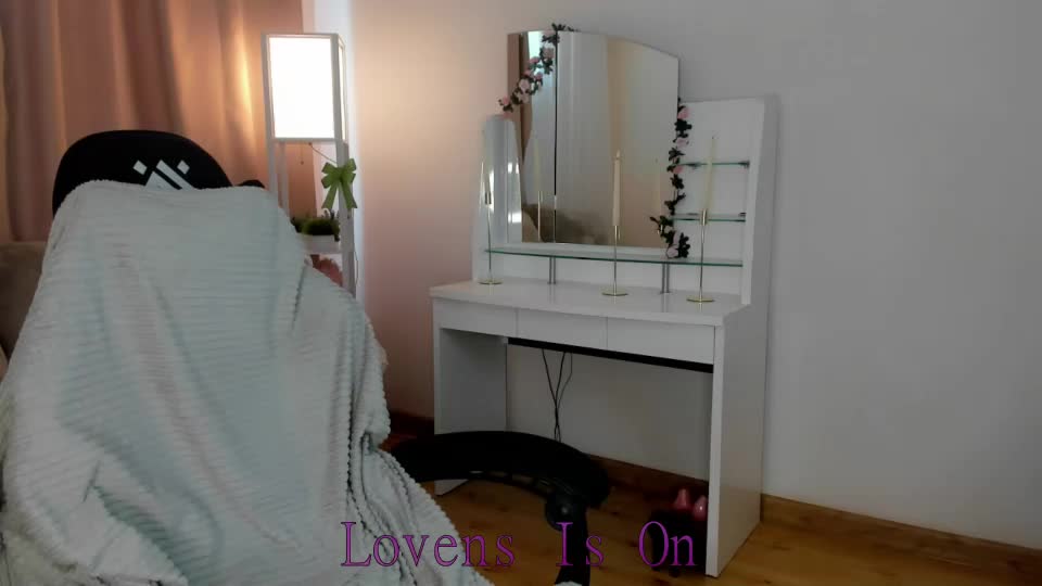 emilytrase Webcam Chat August 12, 2026