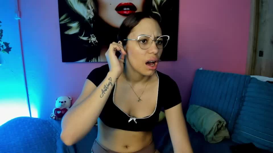 tania06 Webcam Chat August 12, 2026