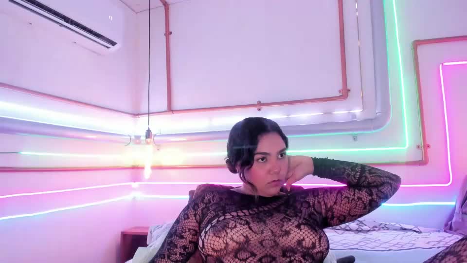 anaelle_bardin Webcam Chat August 12, 2026
