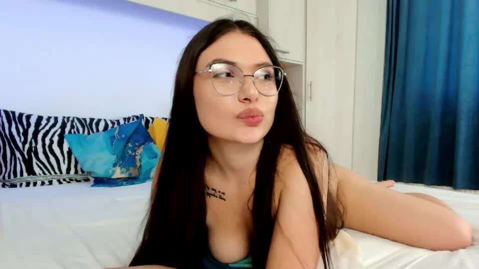 diamondheat Webcam Chat August 12, 2026