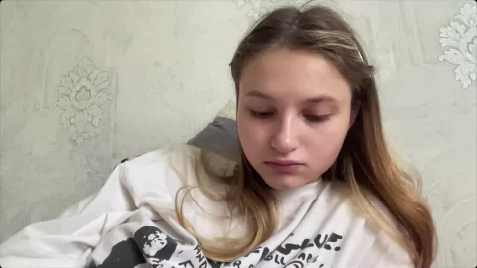 crystalstipp Webcam Chat August 12, 2026