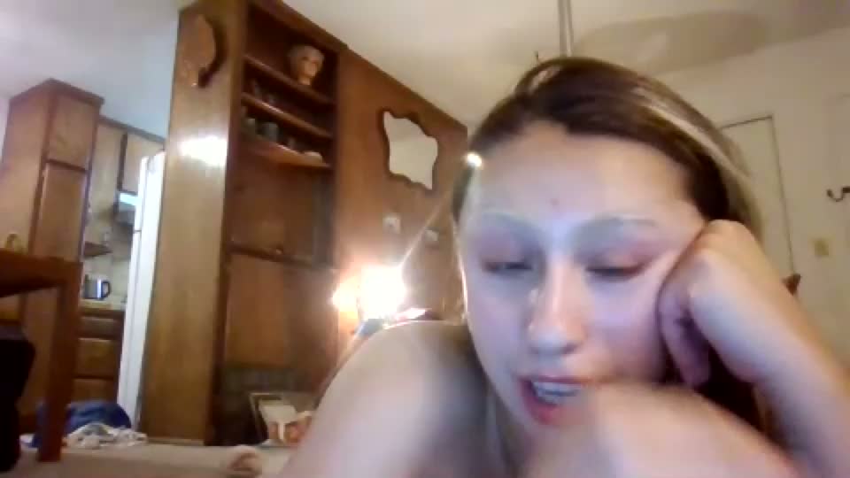 1800luckiegirl Webcam Chat August 12, 2026