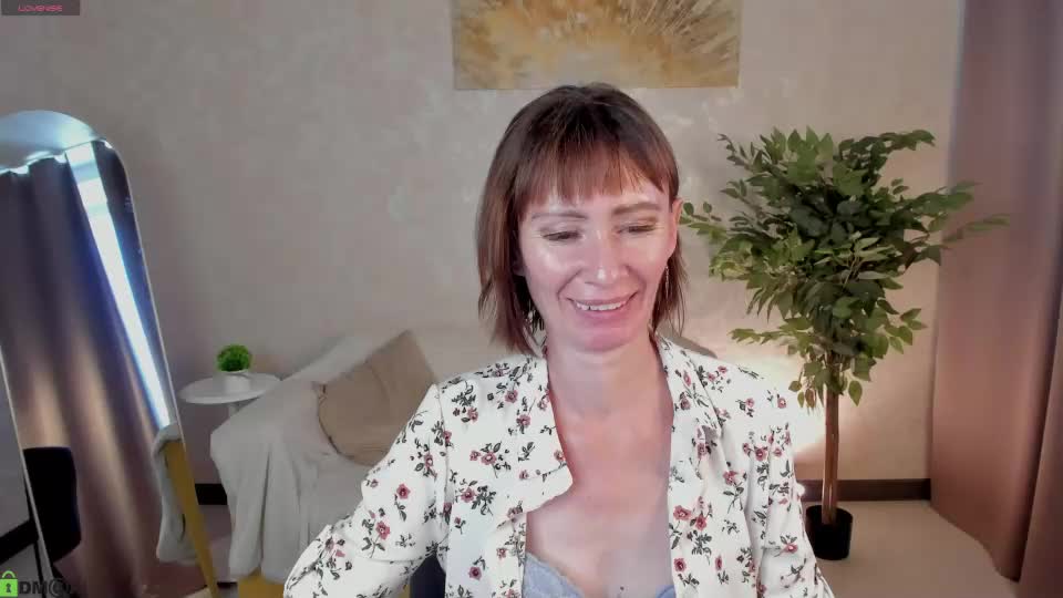 grace_kellyy Webcam Chat August 12, 2026