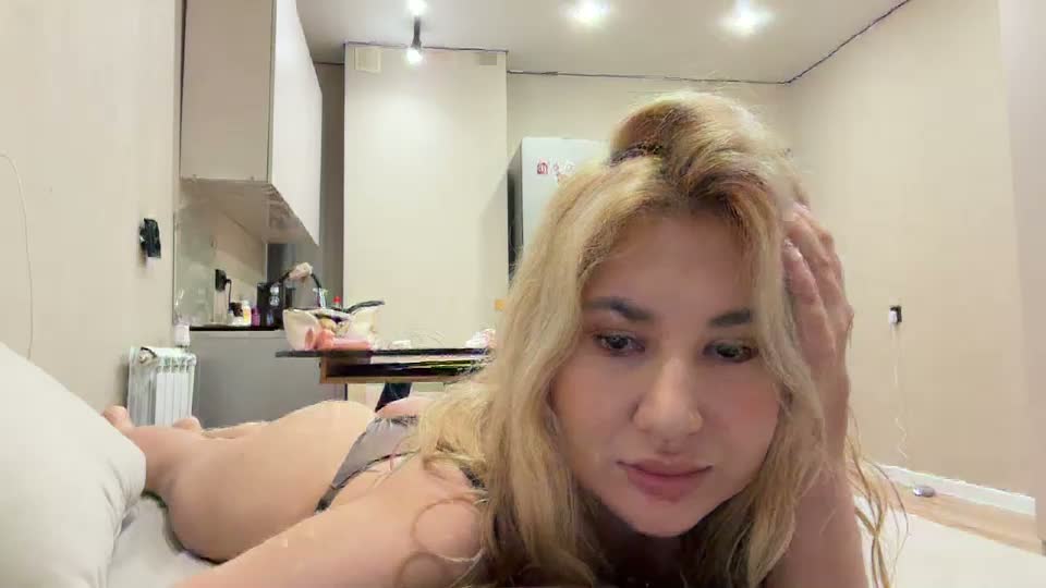 sacreed_lovee Webcam Chat August 12, 2026