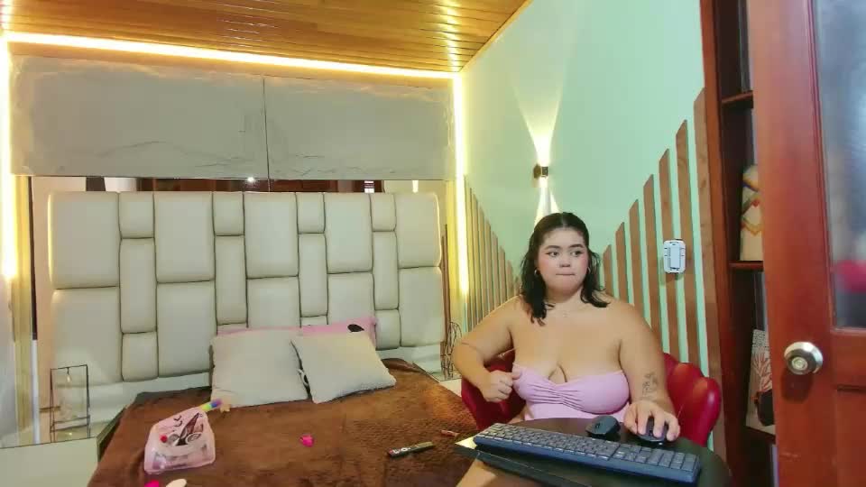 fermartinsz Webcam Chat August 12, 2026