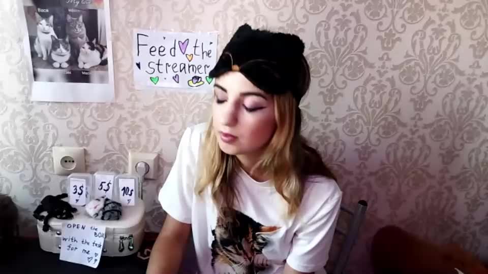 sylviaoris Webcam Chat August 12, 2026