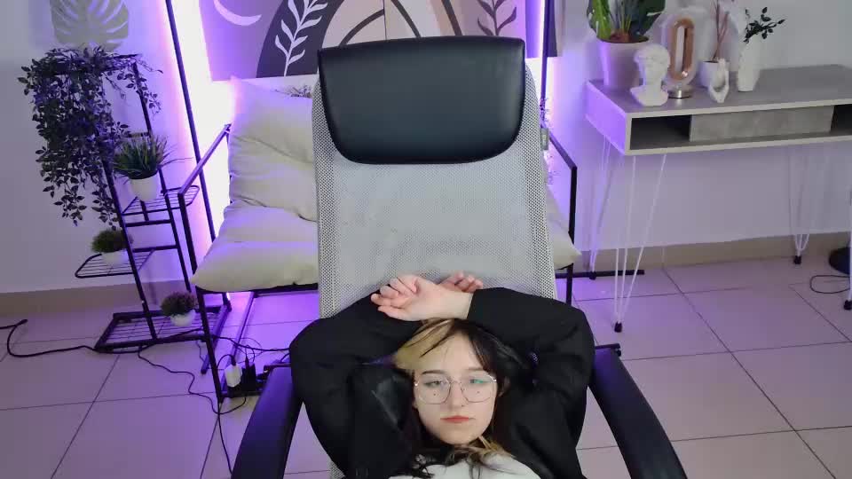 nyxcalderra Webcam Chat August 12, 2026